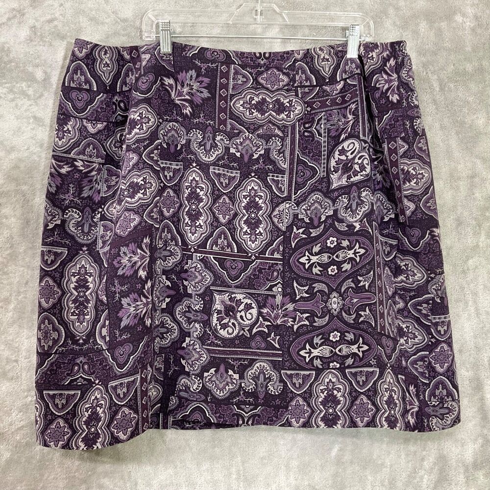 Talbots woman petites Geo. 100% Silk mini/ midi Skirt Size 22W career lined.